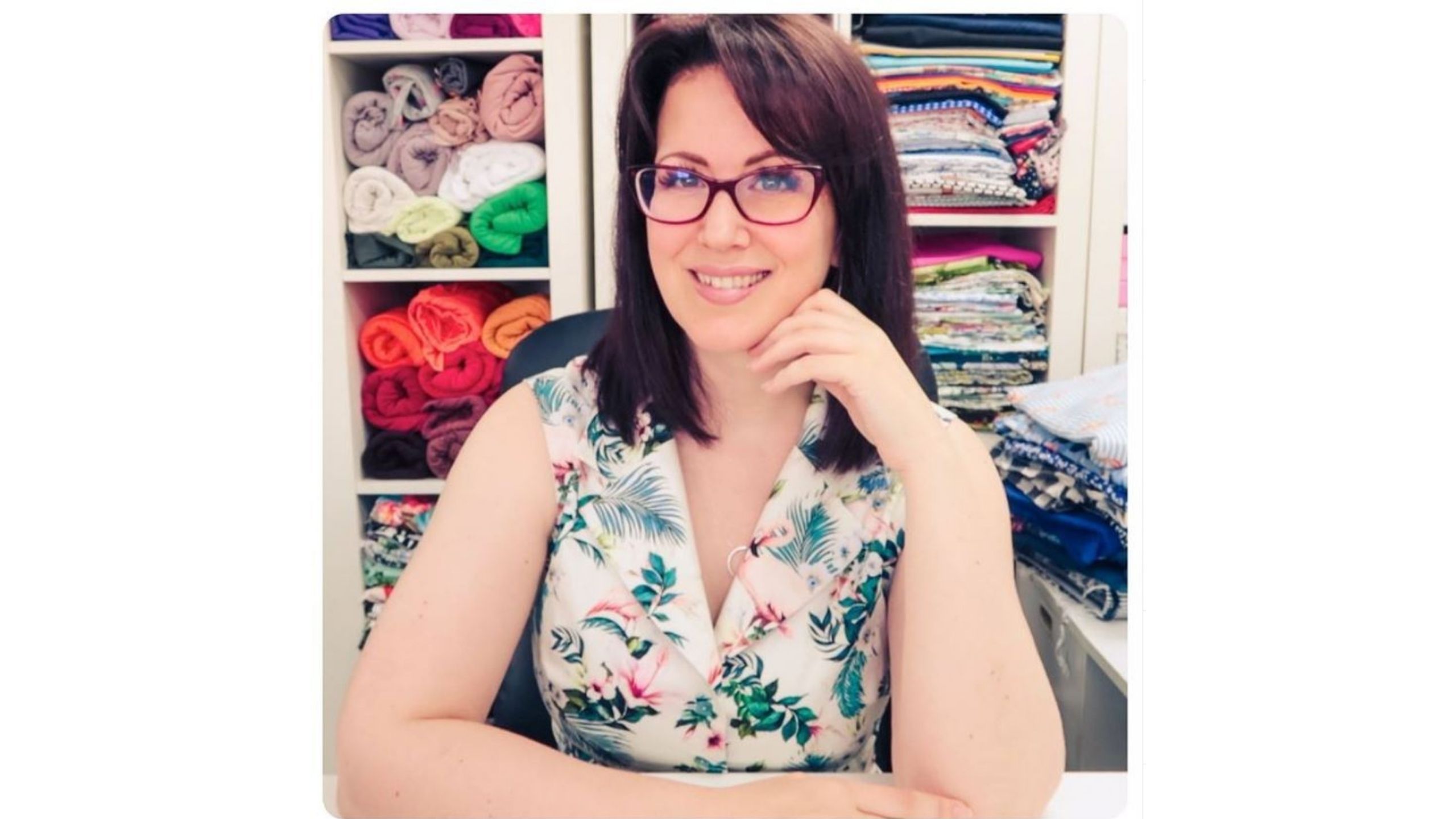 Siân Tries the Haystack Pack • In a Haystack